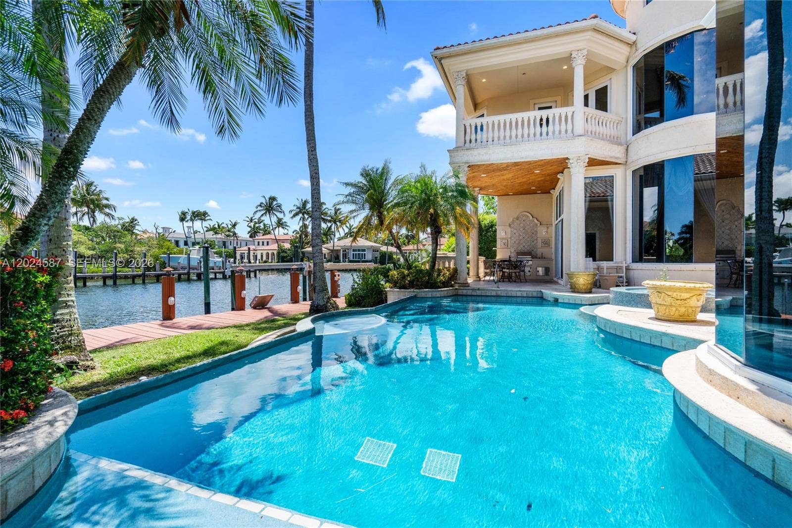832 Harbour Isle Place, North Palm Beach, FL 33410 Photo 4