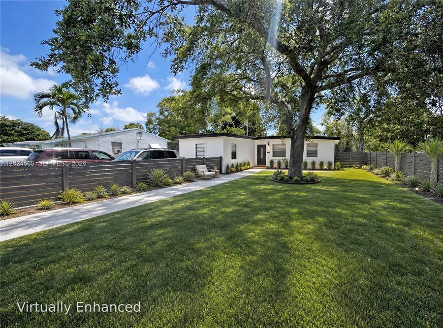 Property photo for 404 NW 18th Avenue, Fort Lauderdale, FL