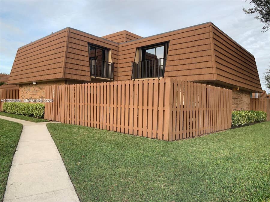 Property photo for Cooper City, FL