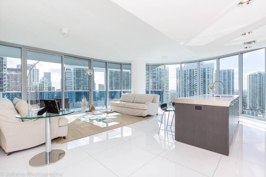 Property photo for 200 Biscayne Boulevard Way, #3102, Miami, FL