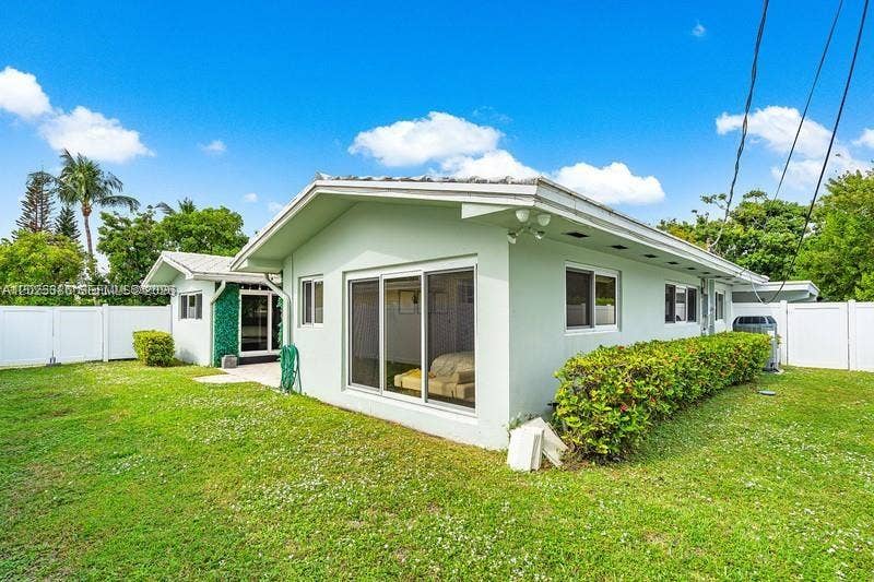 2200 SE 19 Street, #2200, Fort Lauderdale, Fort Lauderdale, FL 33316 Photo 14