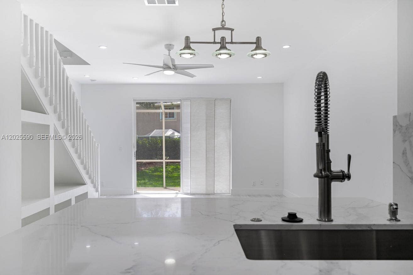 2098 Madeira Drive, Weston, Weston, FL 33327 Photo 12