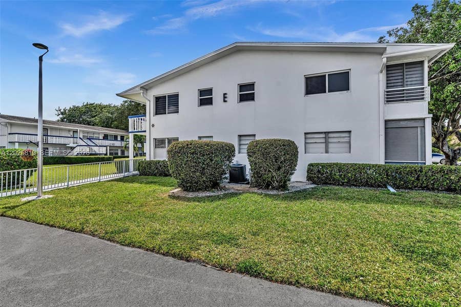 Property photo for 117 Westbury E, #117, Deerfield Beach, FL