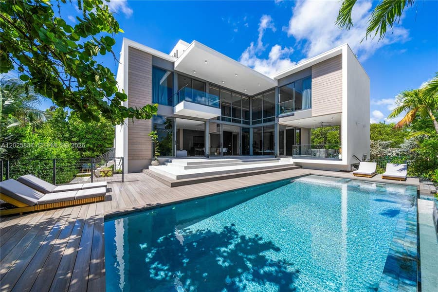 Property photo for 571 Glenridge Road, Key Biscayne, FL