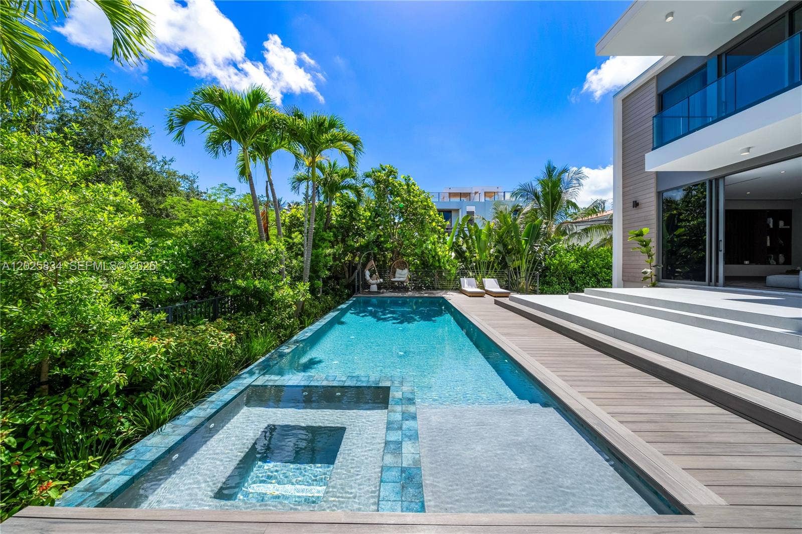 571 Glenridge Road, Key Biscayne, FL 33149 Photo 3