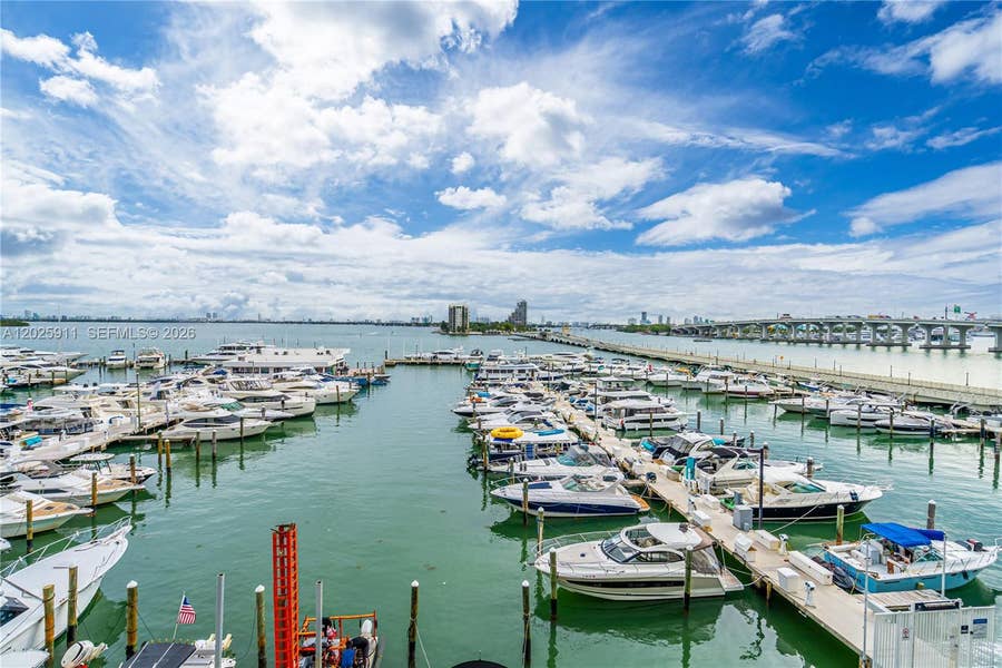 Property photo for 555 NE 15th Street, #23I, Miami, FL