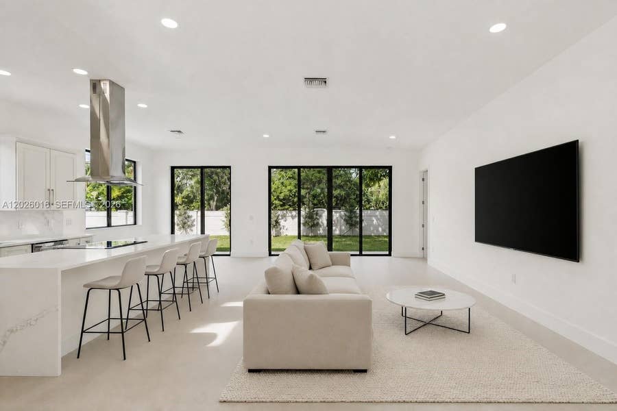 Property photo for 1521 SW 40th Terrace, Fort Lauderdale, FL
