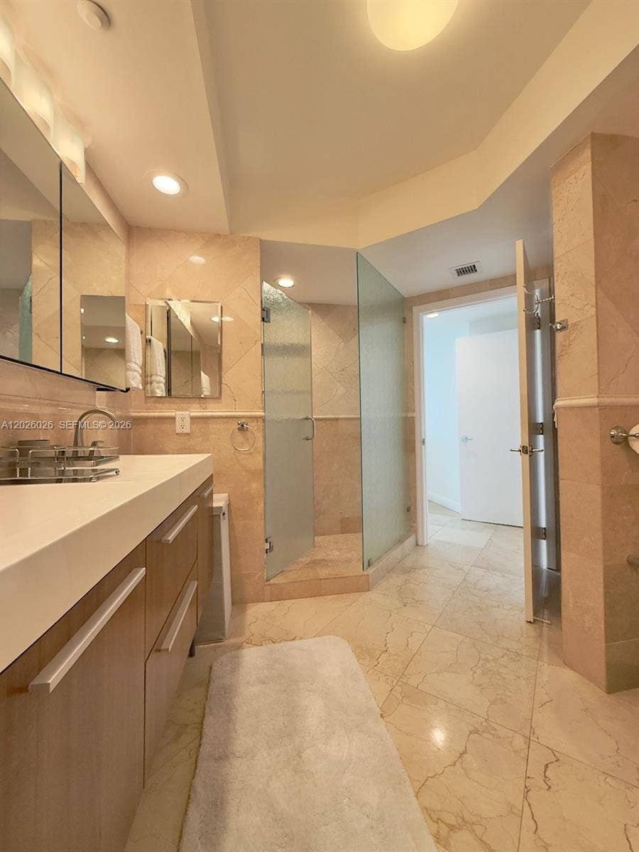 16400 Collins Avenue, #1545, Sunny Isles Beach, Sunny Isles Beach, FL 33160 Primary