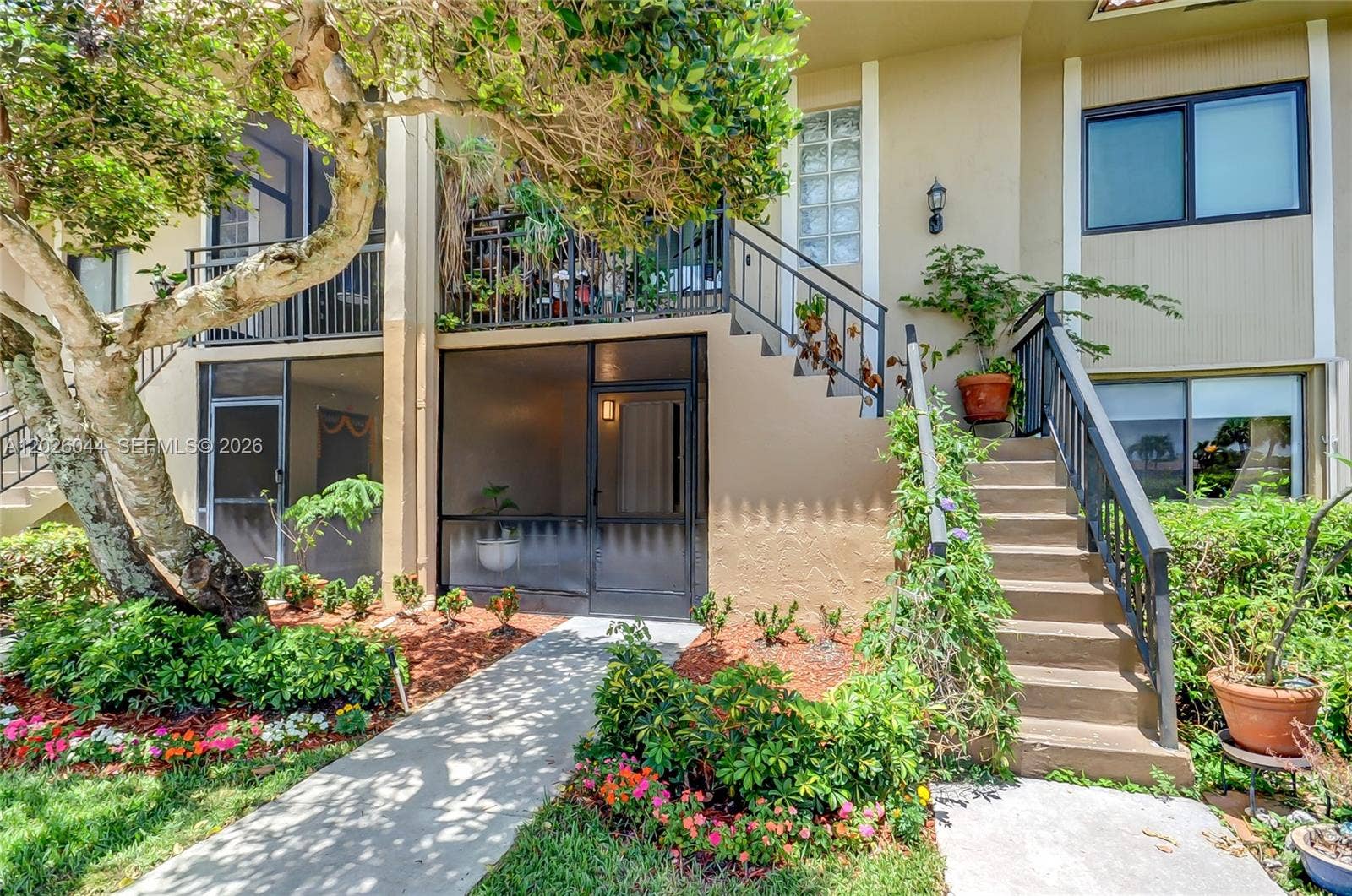 302 Lakeview Drive, #105, Weston, FL 33326 Photo 1