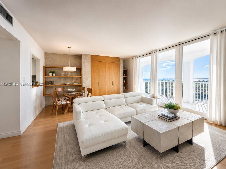 Property photo for 5401 Collins Avenue, #1022, Miami Beach, FL