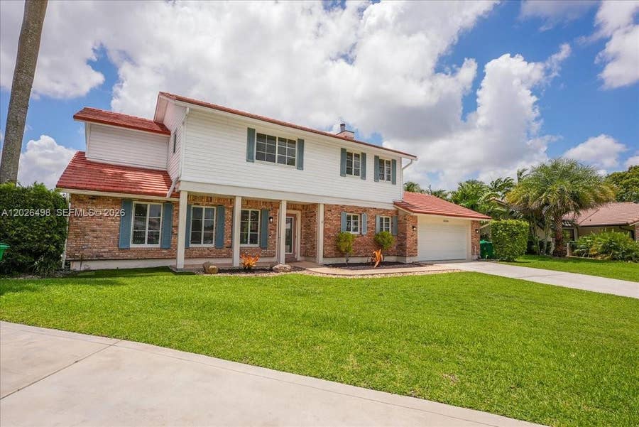 Property photo for 5680 Thornbluff Avenue, Davie, FL