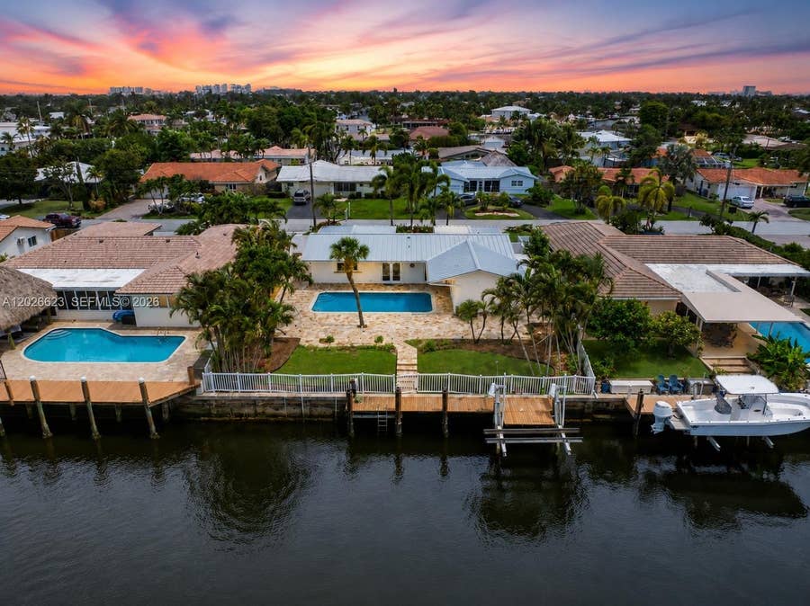 Property photo for 620 SE 11th Street, Pompano Beach, FL