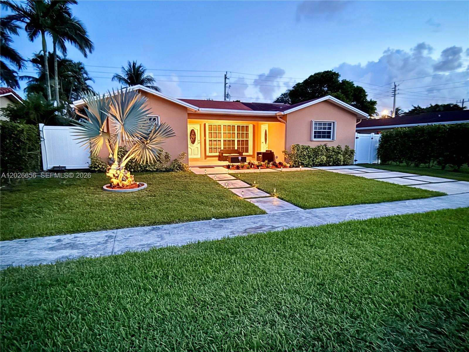 206 SE 3rd Place, Dania, Dania Beach, FL 33004 Photo 2
