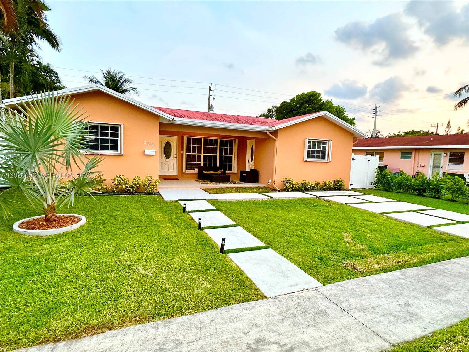 206 SE 3rd Place, Dania, Dania Beach, FL 33004 Photo 4
