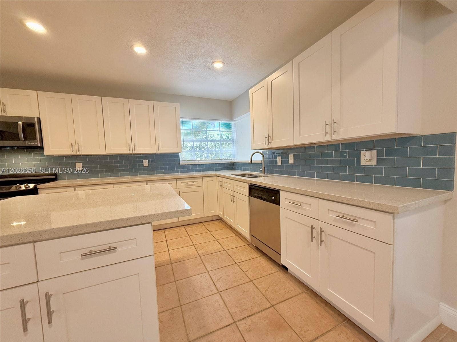 206 SE 3rd Place, Dania, Dania Beach, FL 33004 Large and remodeled open kitchen