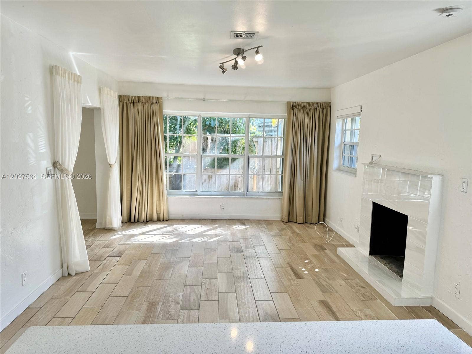 406 SE 11th Court, #2, Fort Lauderdale, Fort Lauderdale, FL 33316 Photo 3
