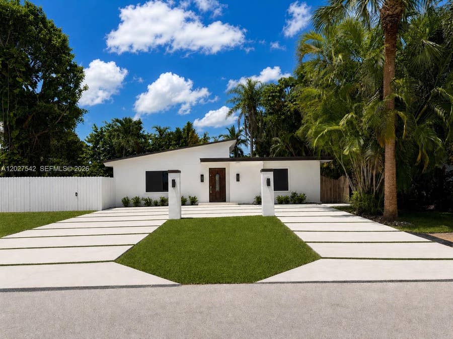 Property photo for 2627 NE 213th Street, Miami, FL