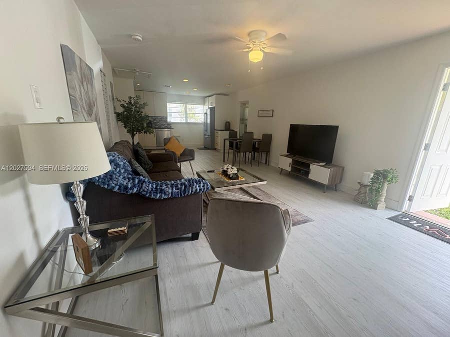 Property photo for 201 Columbus Parkway, #B, Hollywood, FL