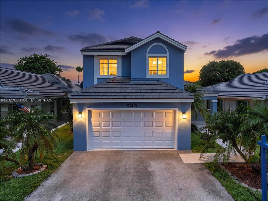 Property photo for 9203 Arborwood Circle, Davie, FL