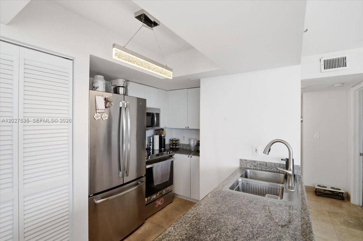8911 Collins Avenue, #601, Surfside, FL 33154 Photo 12