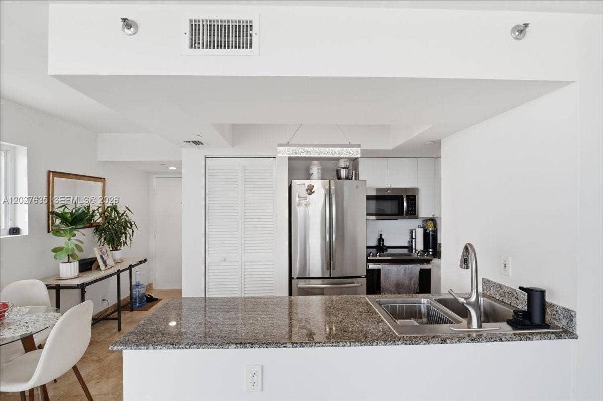 8911 Collins Avenue, #601, Surfside, FL 33154 Photo 16