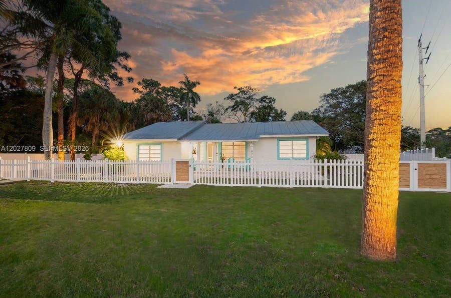 Property photo for 1023 SE 7th Street, Stuart, FL