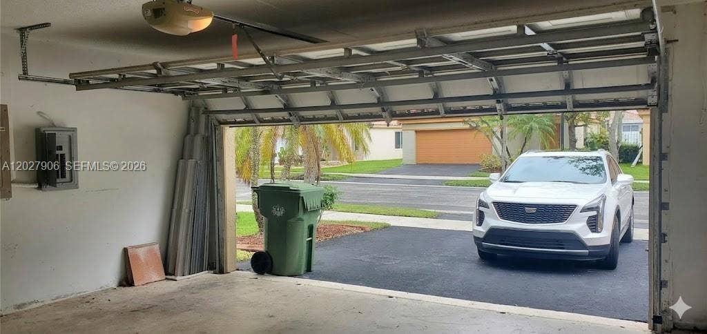 1455 Mira Vista Circle, Weston, FL 33327 Photo 17