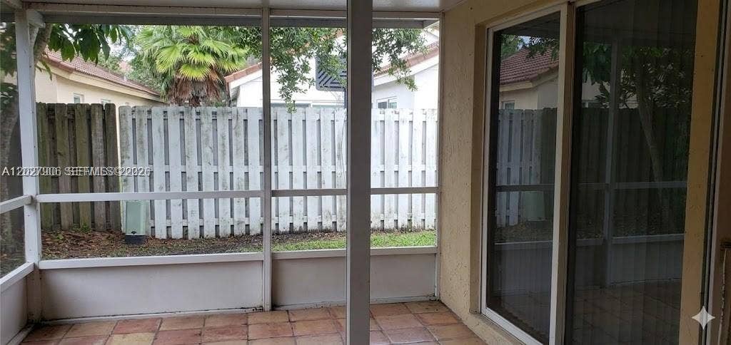 1455 Mira Vista Circle, Weston, FL 33327 Photo 6