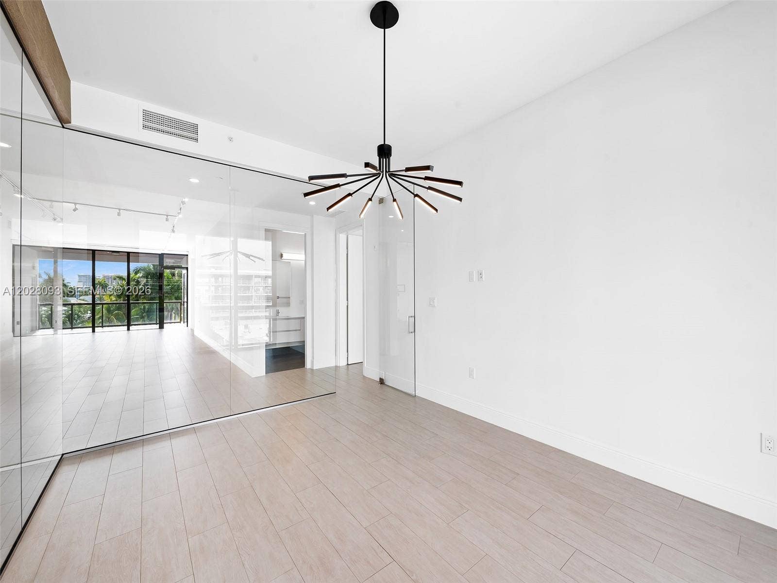 30 Isle Of Venice Drive, #403, Fort Lauderdale, FL 33301 Photo 18