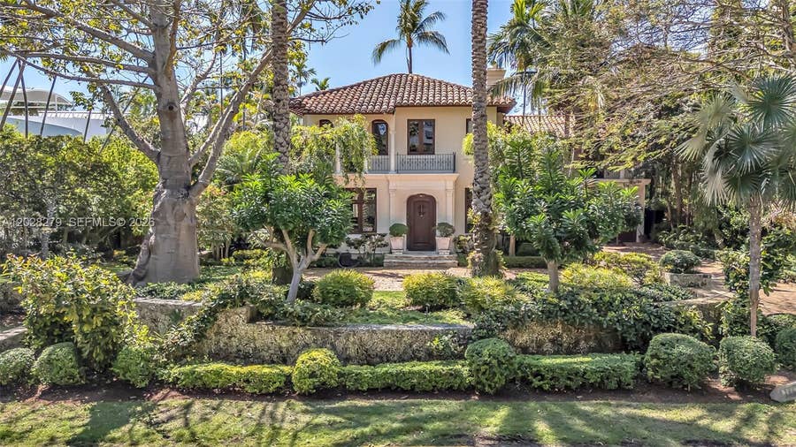 Property photo for 3462 N Moorings Way, Miami, FL