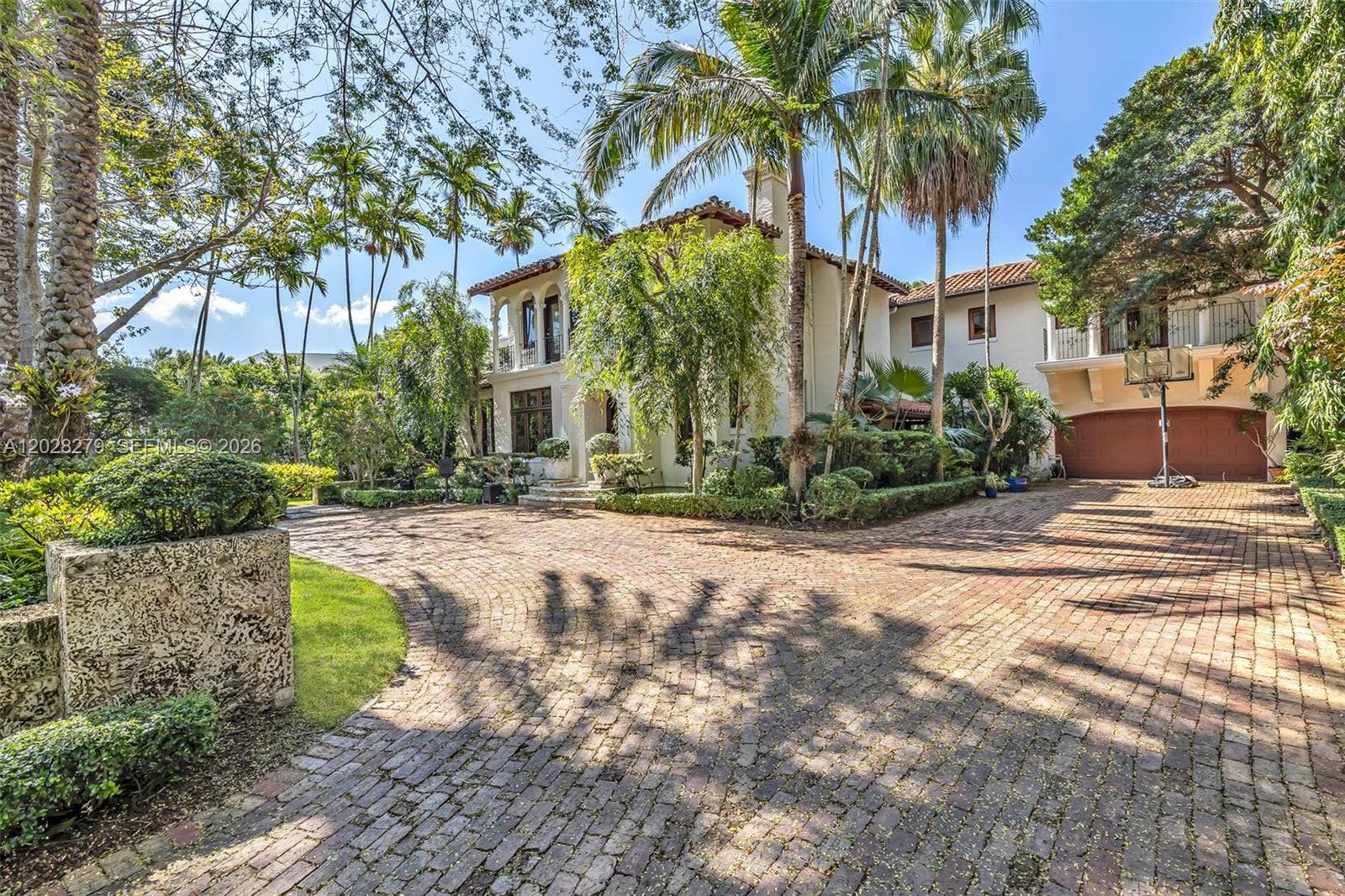 3462 N Moorings Way, Miami, FL 33133 Photo 6
