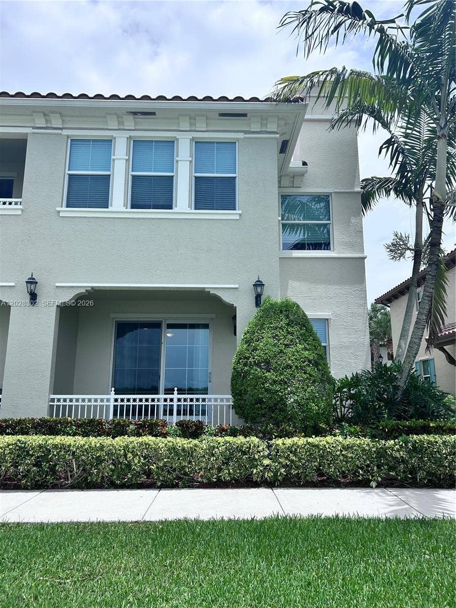 3057 Tortola Way, Hollywood, FL 33024 Photo 3