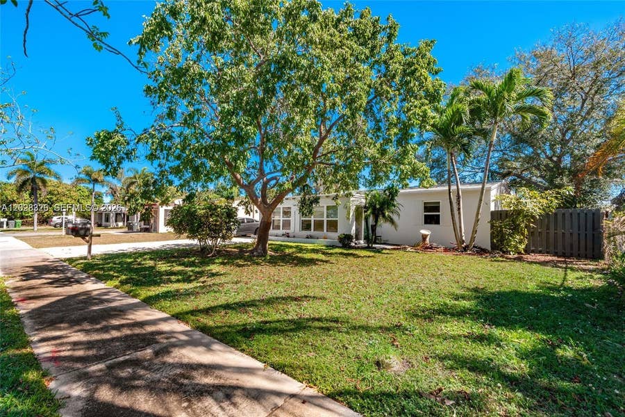 Property photo for 442 SW 22nd Avenue, Fort Lauderdale, FL