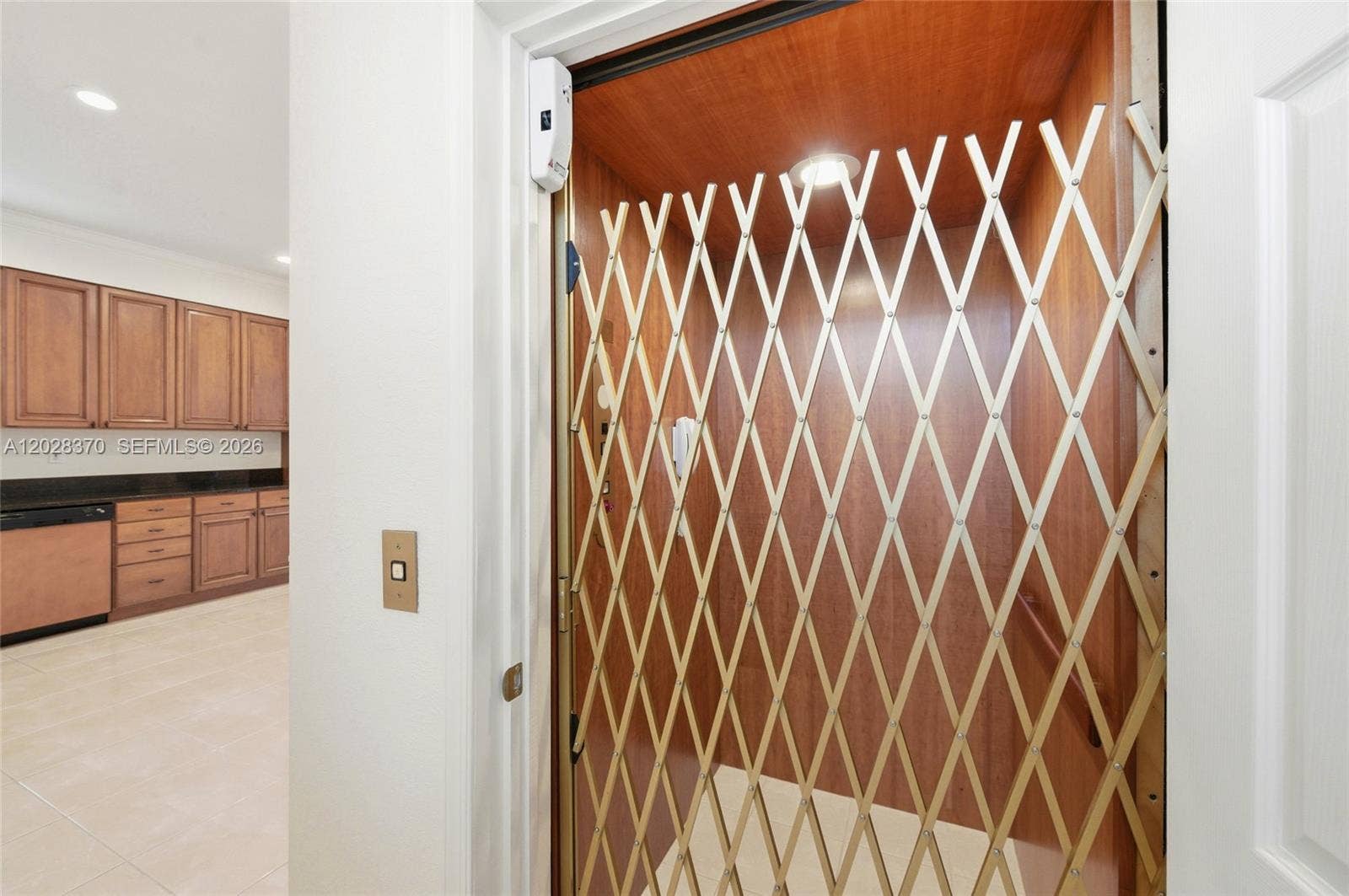 Elevator, guest house