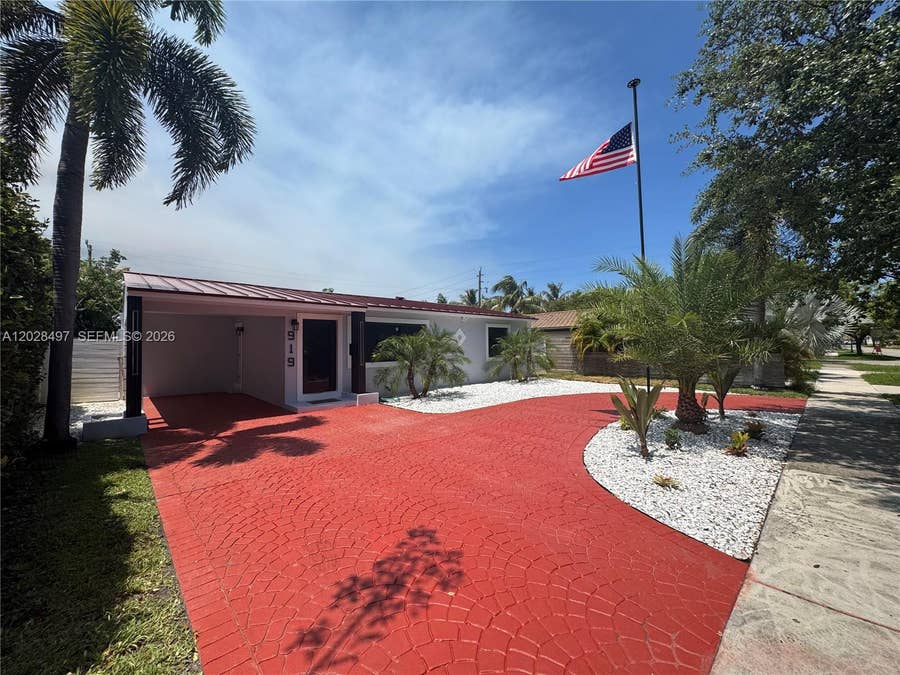Property photo for 919 NE 4th Court, Hallandale Beach, FL