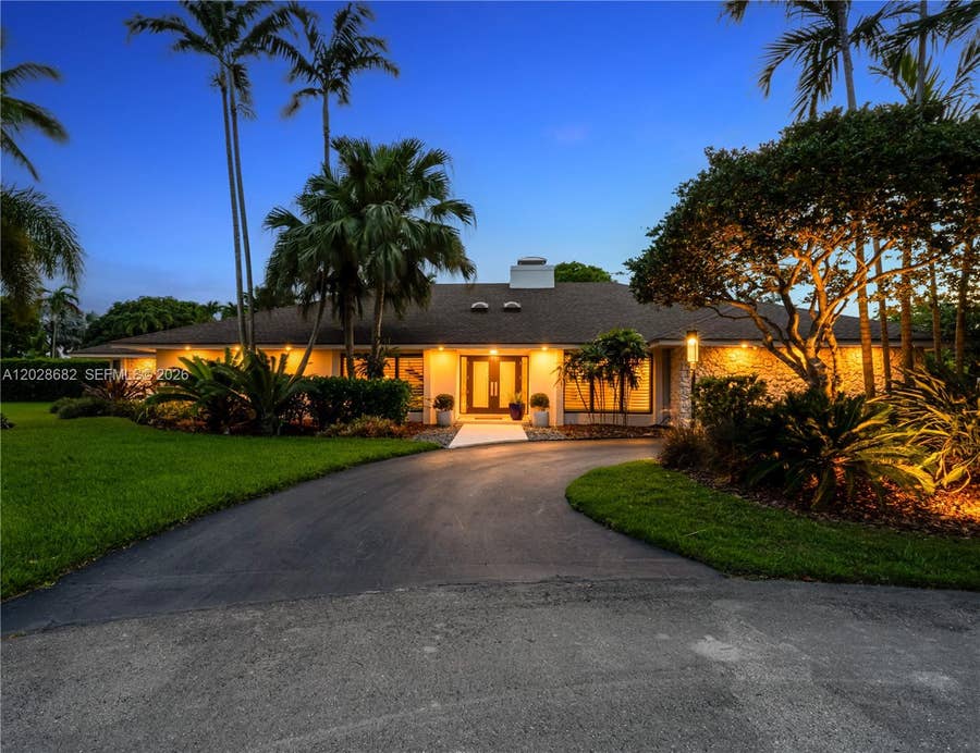 Property photo for 12926 SW 104th Place, Miami, FL