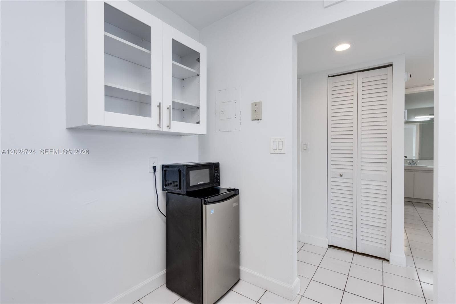100 Bayview Drive, #1102, Sunny Isles Beach, Sunny Isles Beach, FL 33160 Photo 16
