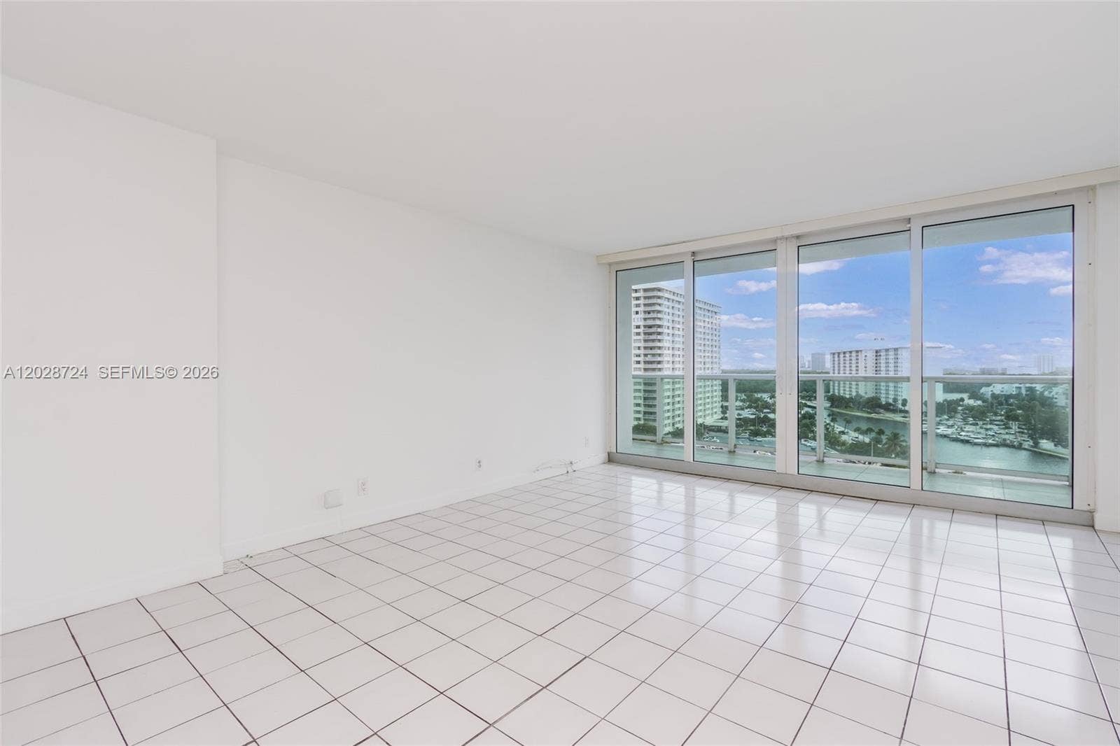 100 Bayview Drive, #1102, Sunny Isles Beach, Sunny Isles Beach, FL 33160 Photo 9