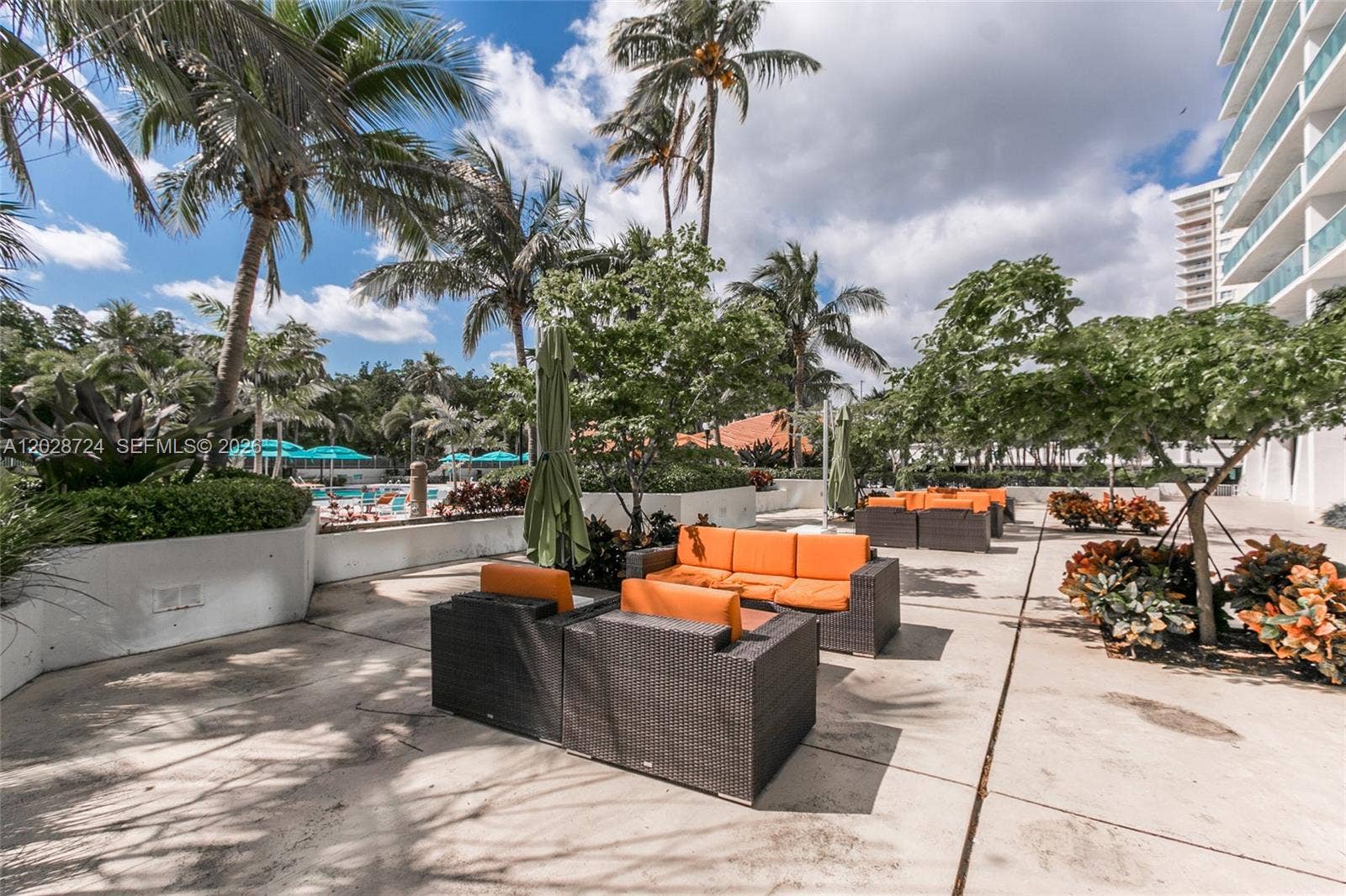 100 Bayview Drive, #1102, Sunny Isles Beach, Sunny Isles Beach, FL 33160 Photo 4