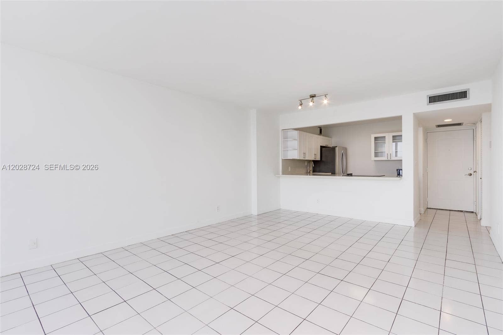 100 Bayview Drive, #1102, Sunny Isles Beach, Sunny Isles Beach, FL 33160 Photo 13