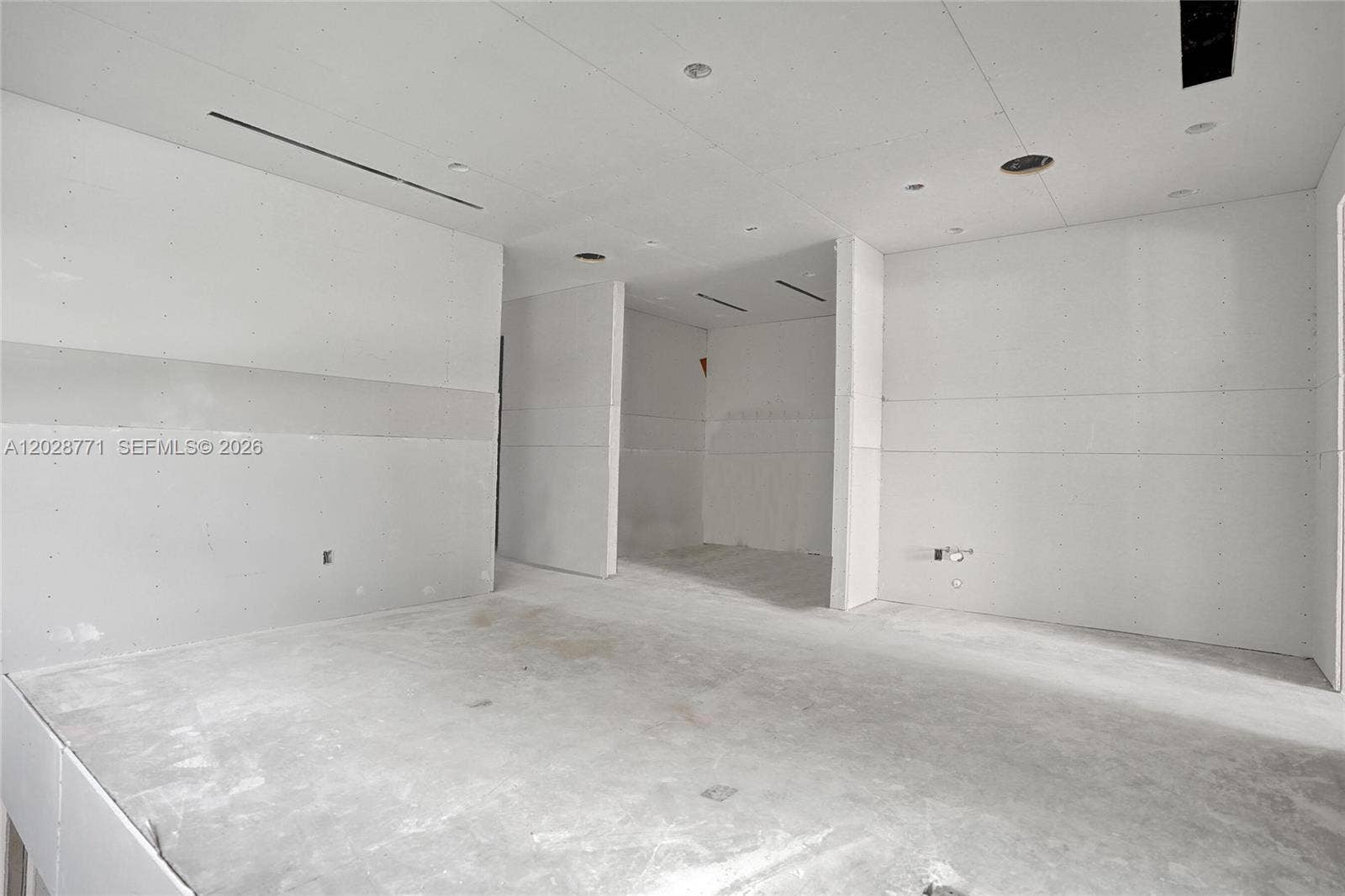 707 NE 7th Avenue, Fort Lauderdale, FL 33304 Photo 9