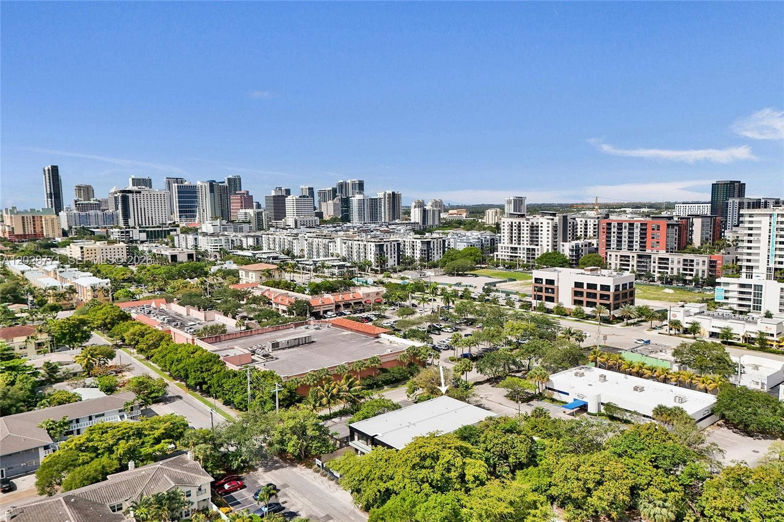 707 NE 7th Avenue, Fort Lauderdale, FL 33304 Photo 12