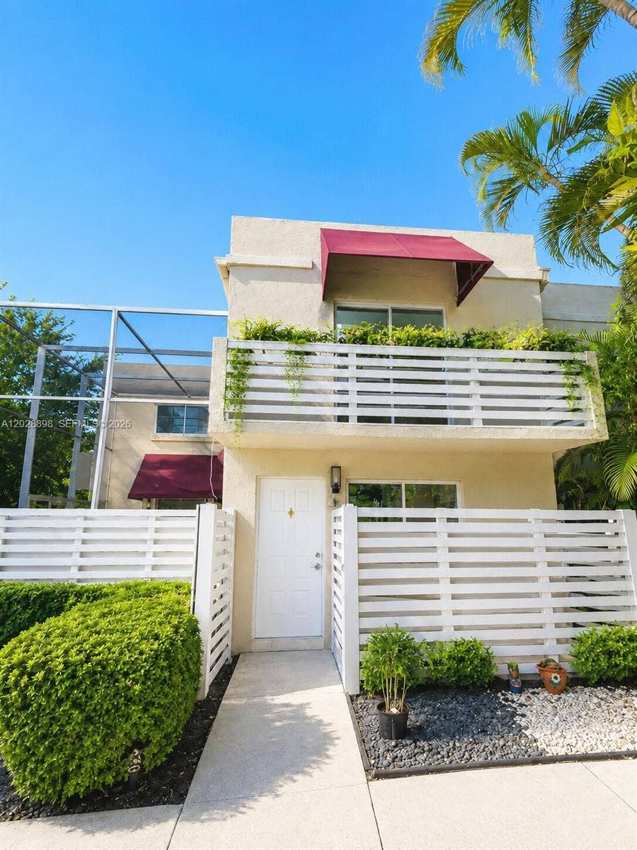 Property photo for 535 NW 98th Avenue, Plantation, FL