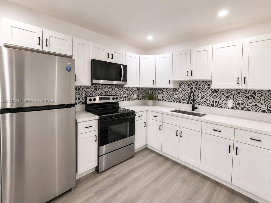 Property photo for 900 NW 8th Avenue, #4, Pompano Beach, FL