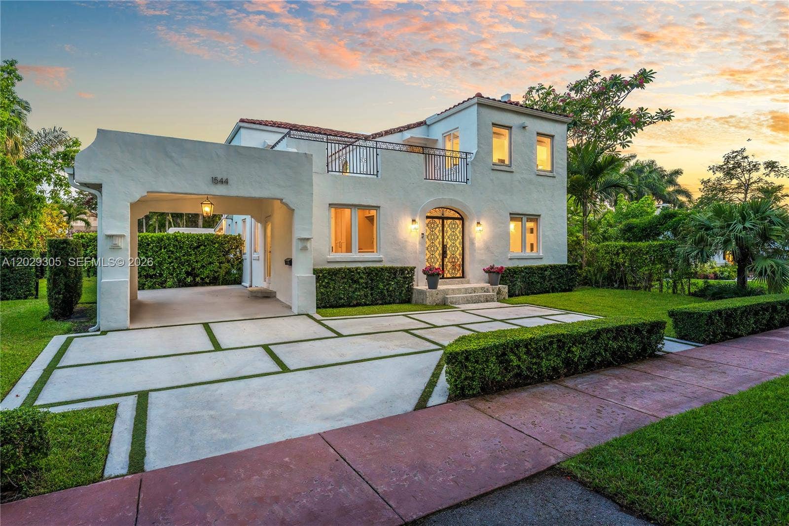 1544 Plasentia Avenue, Coral Gables, FL 33134 Photo 2