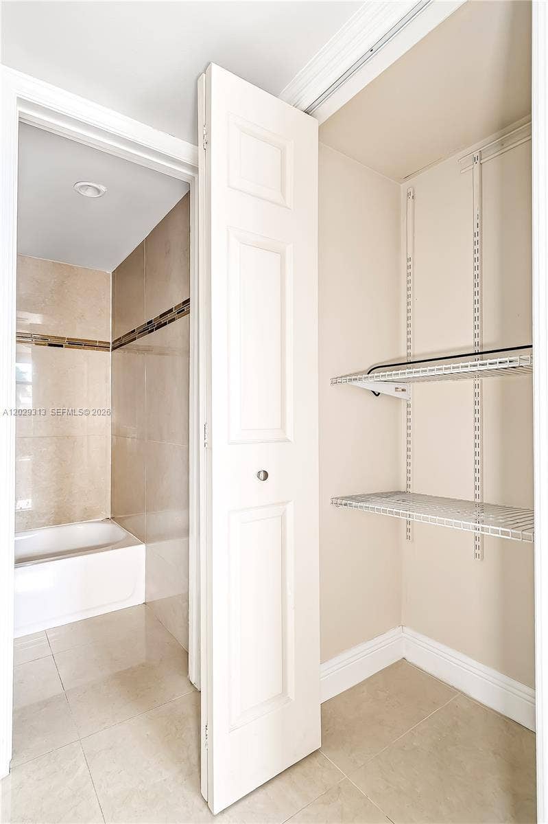 3031 N Ocean Boulevard, #406, Fort Lauderdale, Fort Lauderdale, FL 33308 Photo 31