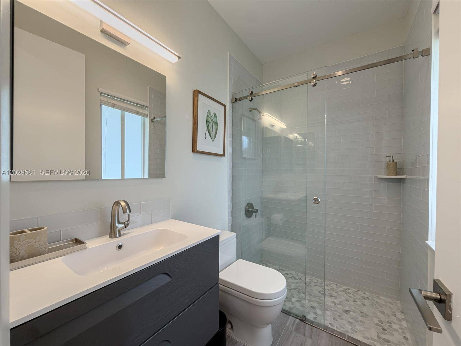 Bedroom 4 bathroom