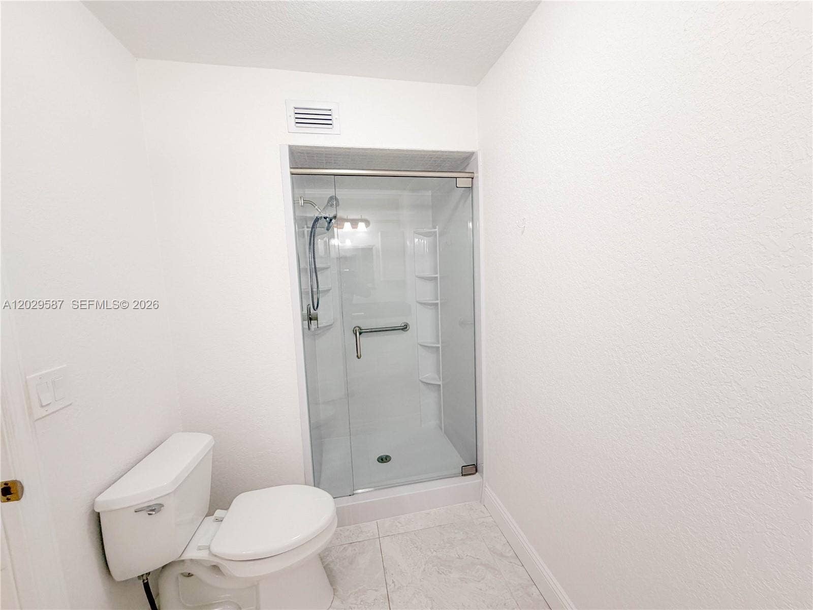 16295 Laurel Drive, #2, Weston, FL 33326 PRIMARY BATH