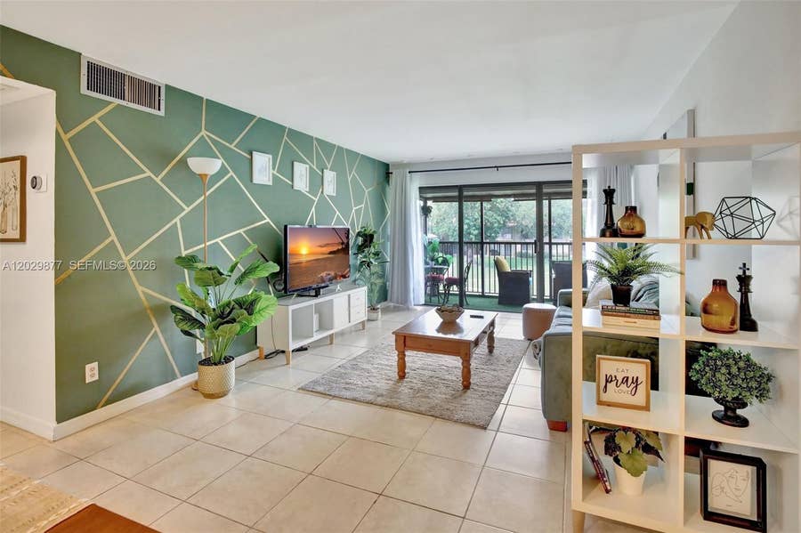 Property photo for 5821 Washington Street, #30, Hollywood, FL