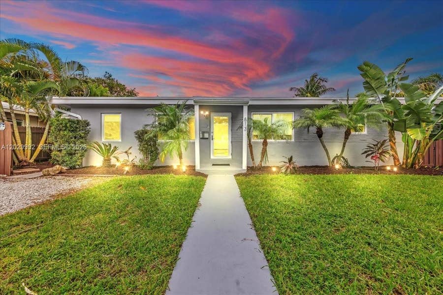 Property photo for 813 NE 17th Street, Fort Lauderdale, FL